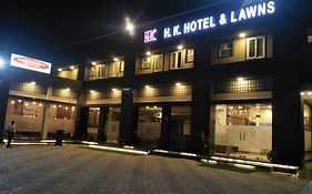 Hk Hotel & Lawns